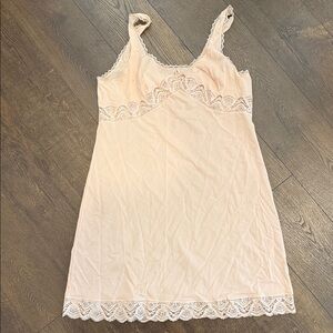 Elegant Lace Trim Chemise in Cream - Bought in Paris - Like New - Size Small